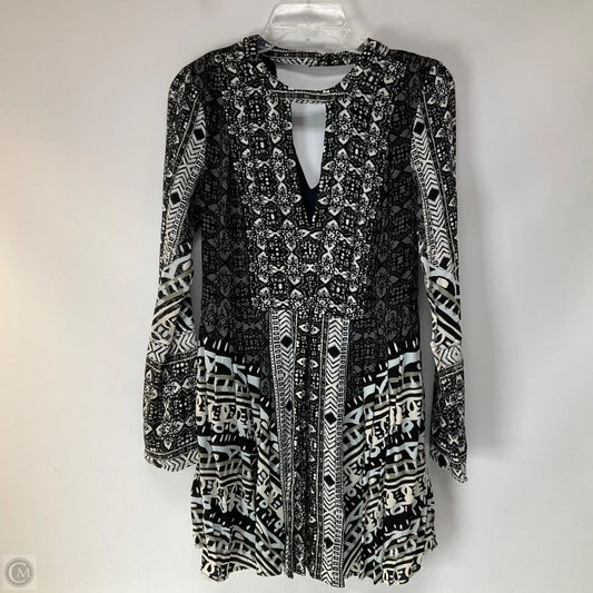 Dress Casual Short By Free People In Black & White, Size: 0