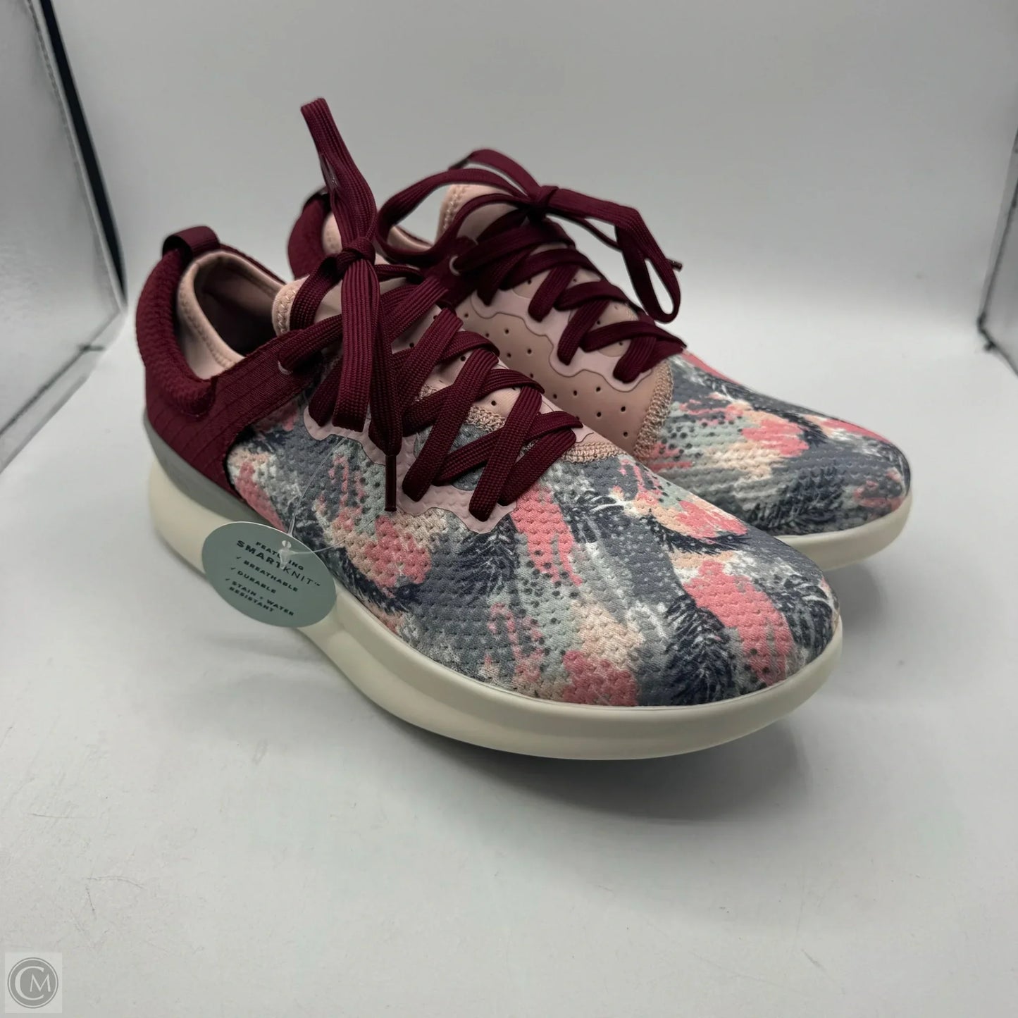 Shoes Athletic By Cmb In Pink & Red, Size: 9.5