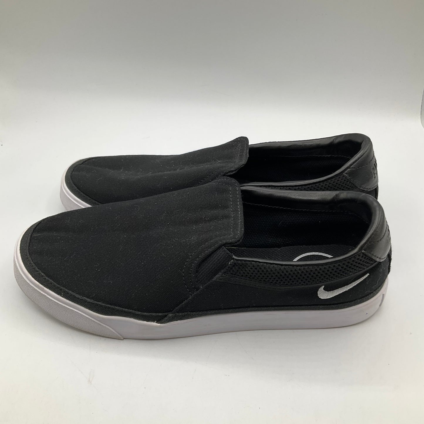 Shoes Flats By Nike  Size: 10