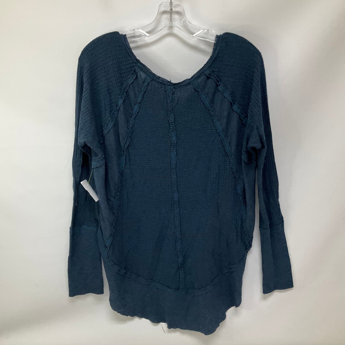 Top Long Sleeve By We The Free In Blue, Size: M