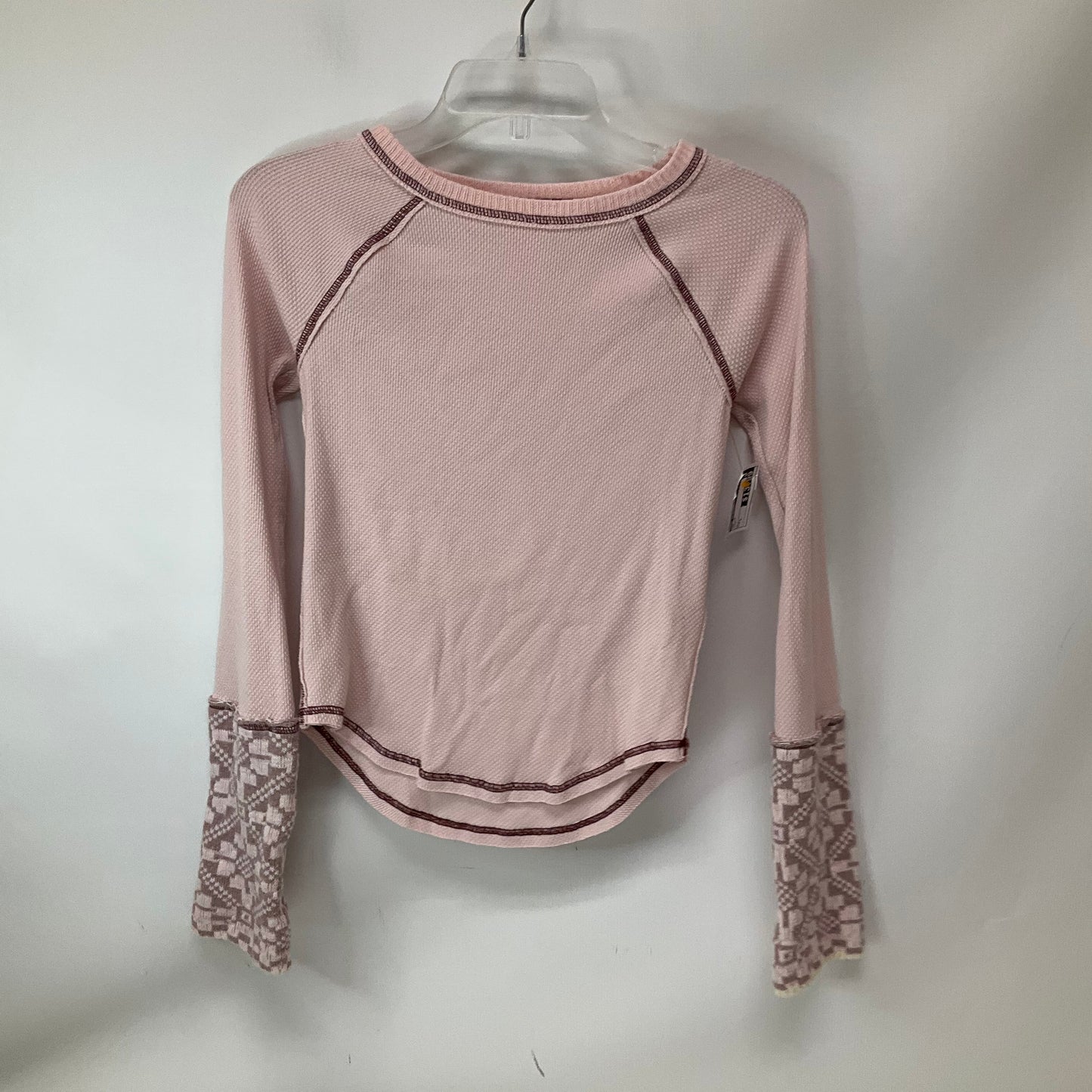 Top Long Sleeve By Free People In Pink, Size: L