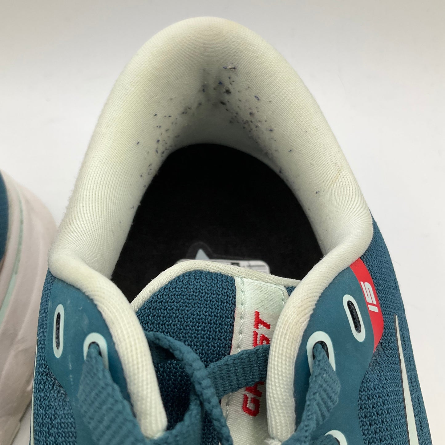 Shoes Athletic By Brooks In Blue, Size: 9.5