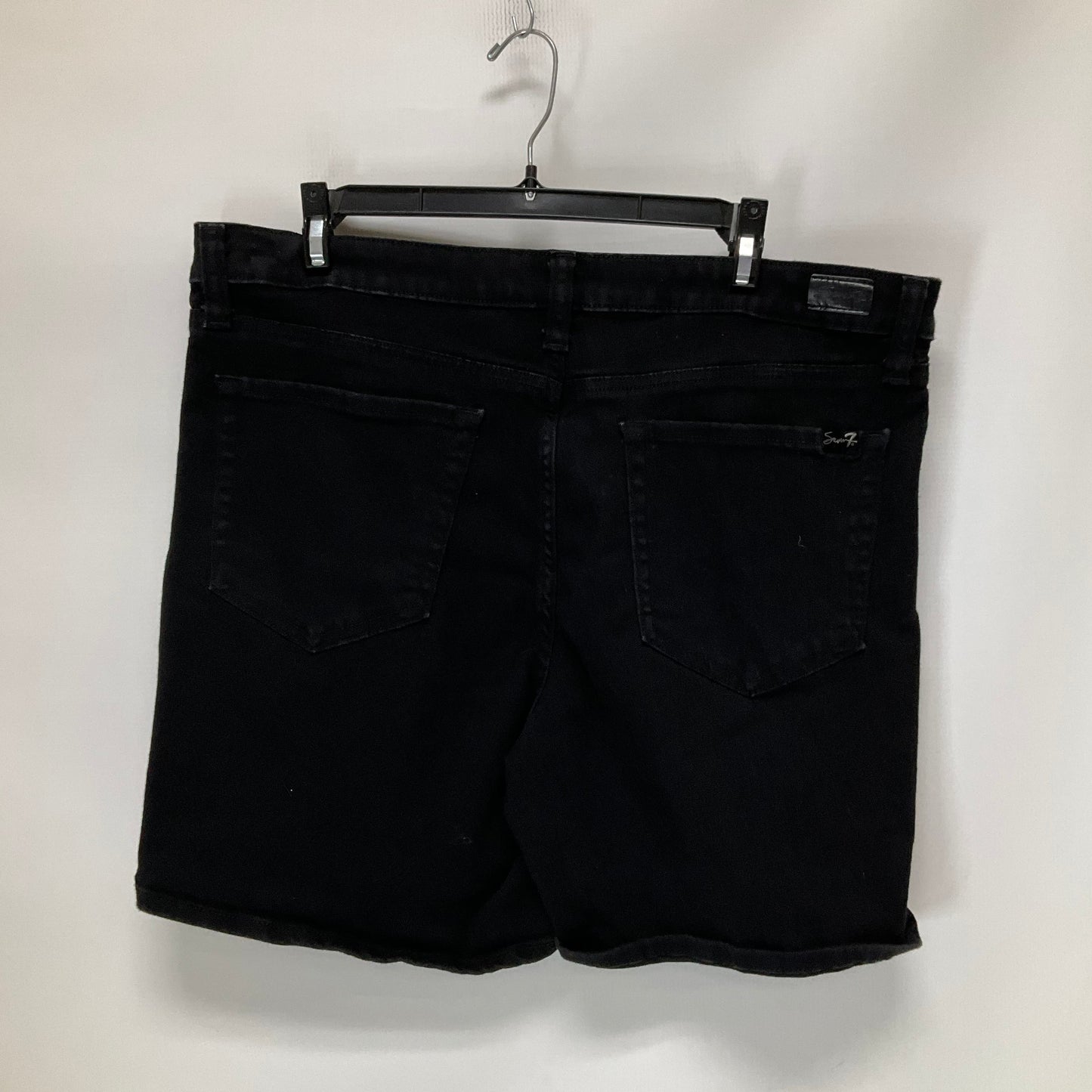 Shorts By 7 For All Mankind  Size: 14