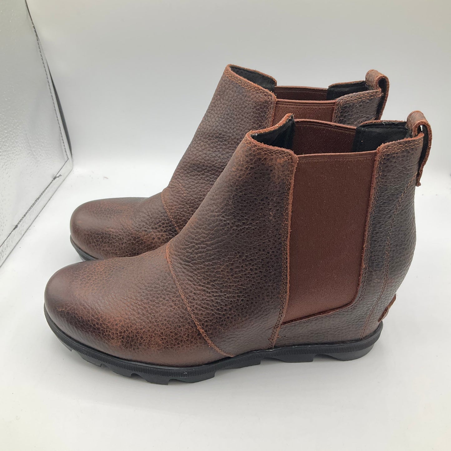 Brown Boots Ankle Flats Sorel, Size 11