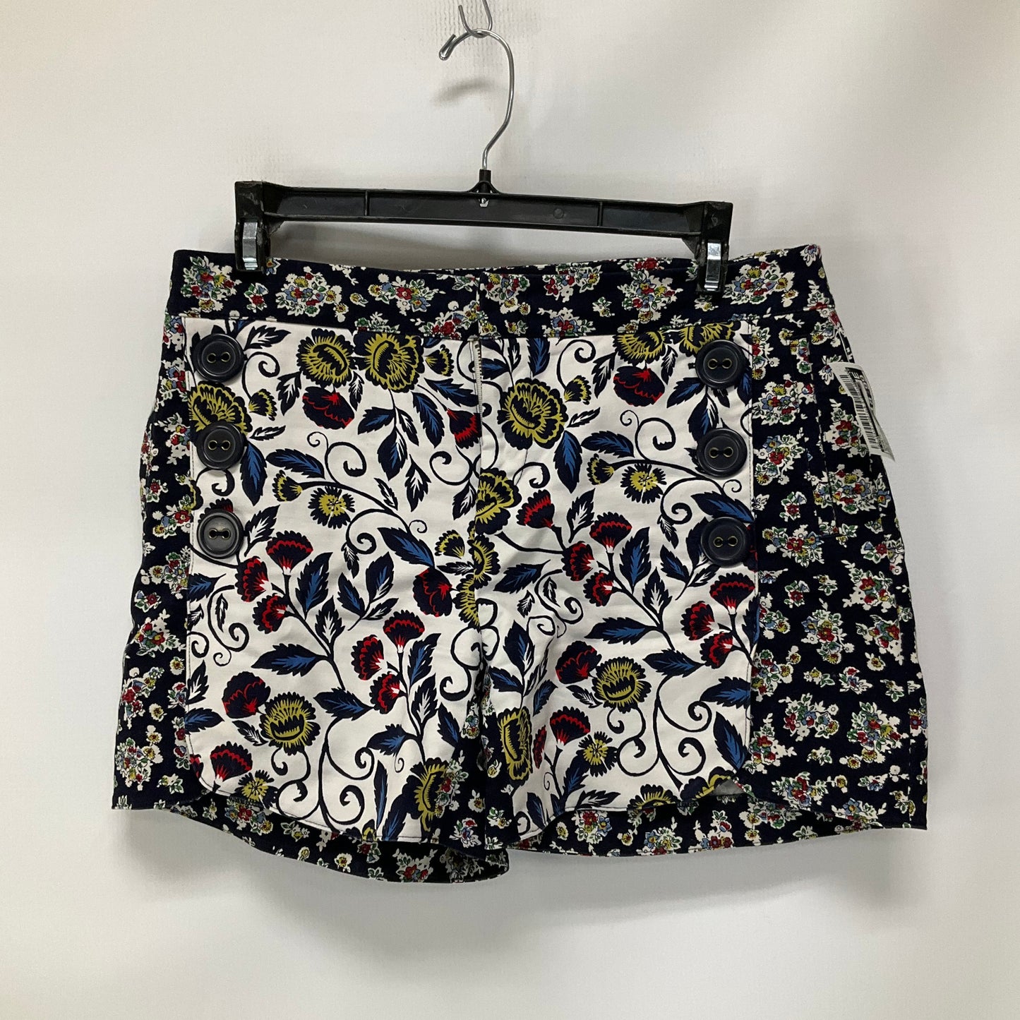 Shorts By Cma  Size: 2