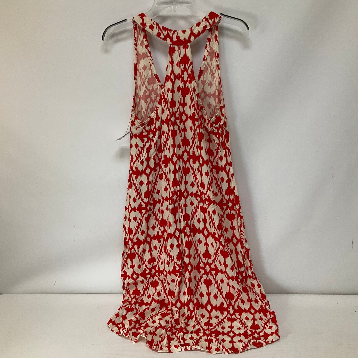 Red & White Dress Casual Short Kavu, Size M