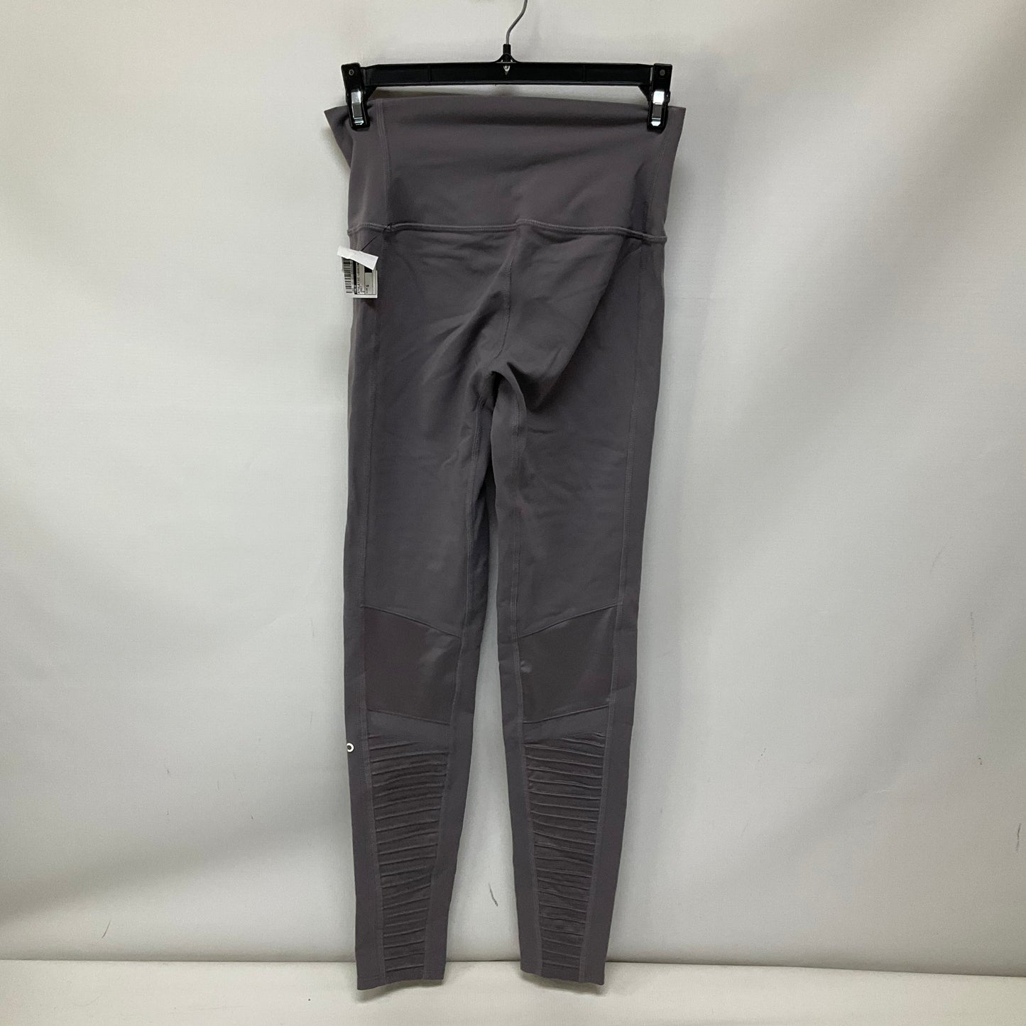 Athletic Leggings By Alo In Grey, Size: S