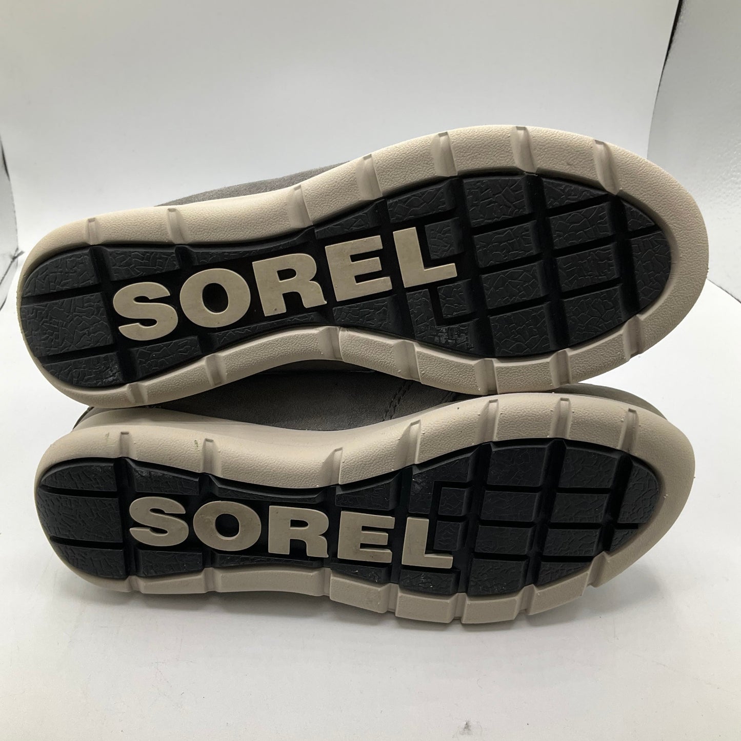 Boots Ankle Flats By Sorel In Grey, Size: 8