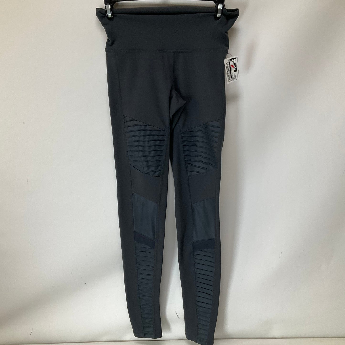 Athletic Leggings By Alo In Grey, Size: Xs