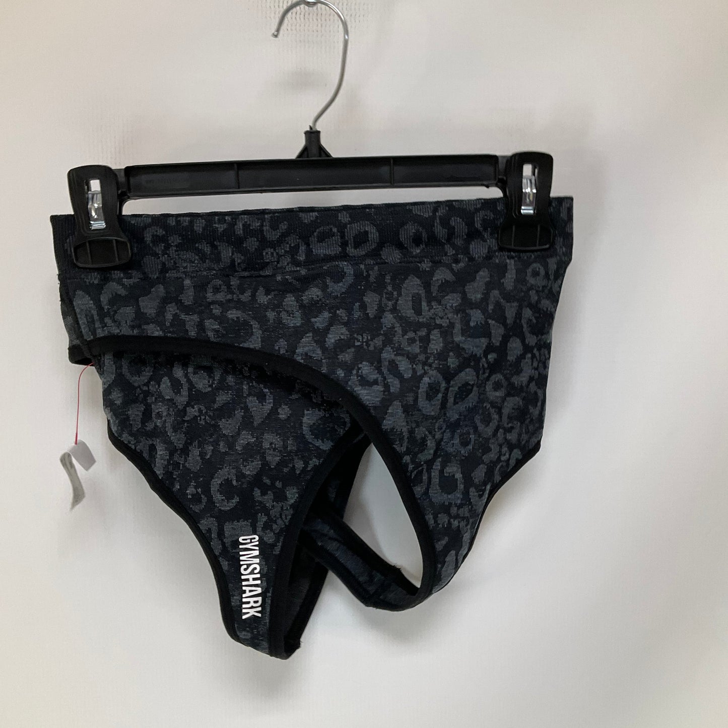 Athletic Bra By Gym Shark In Animal Print, Size: S