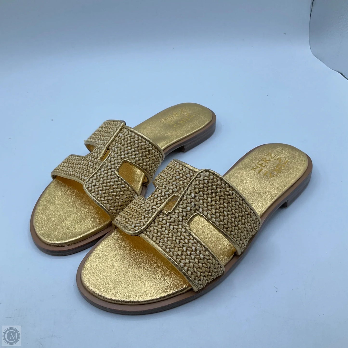 Sandals Flats By Naturalizer In Gold, Size: 6