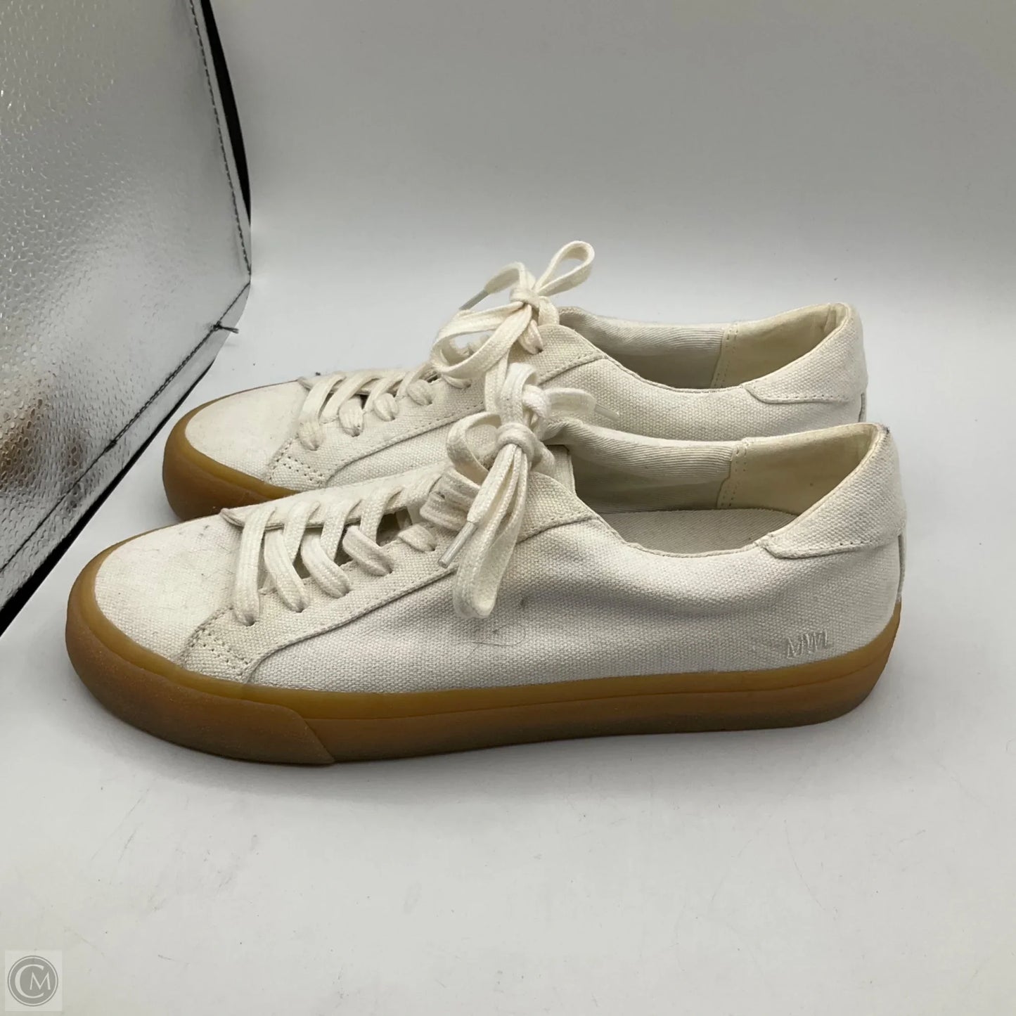 Shoes Sneakers By Madewell In White, Size: 8