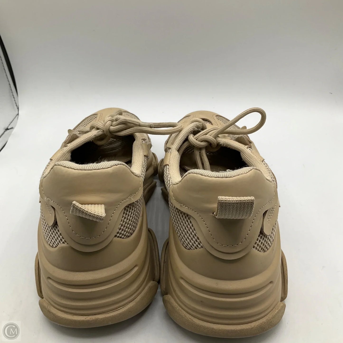 Shoes Athletic By Steve Madden In Tan, Size: 8.5