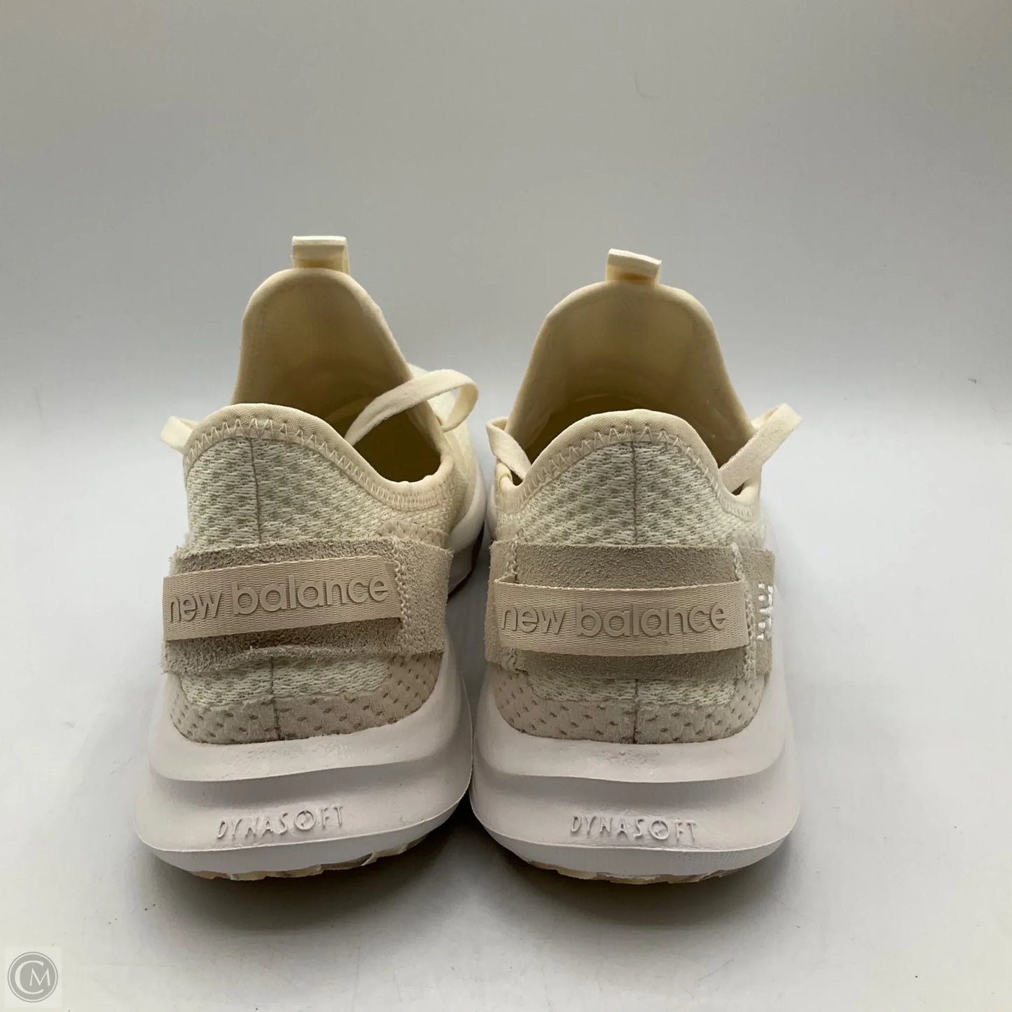 Shoes Sneakers By New Balance In Cream, Size: 7.5