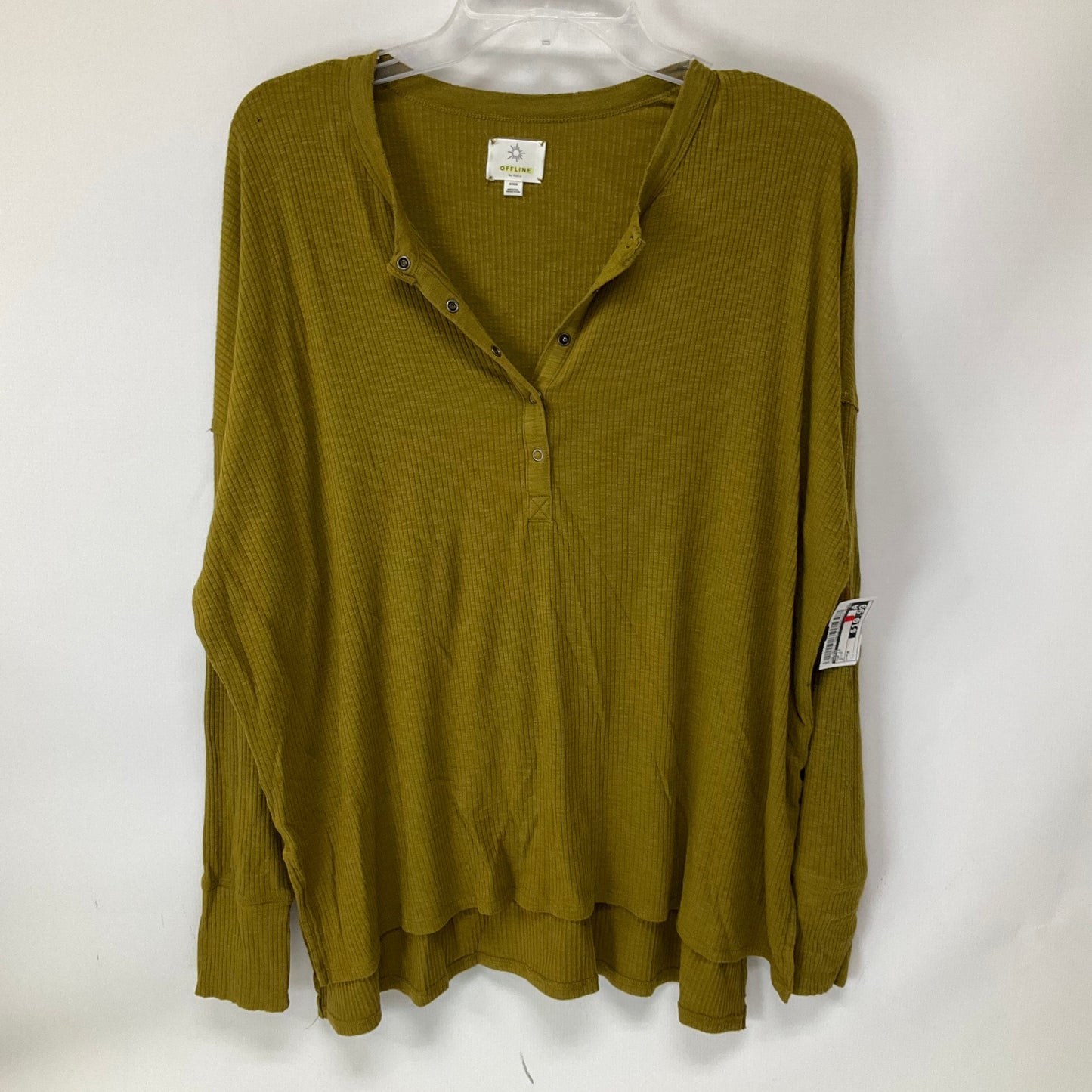 Top Long Sleeve By Aerie In Olive, Size: M