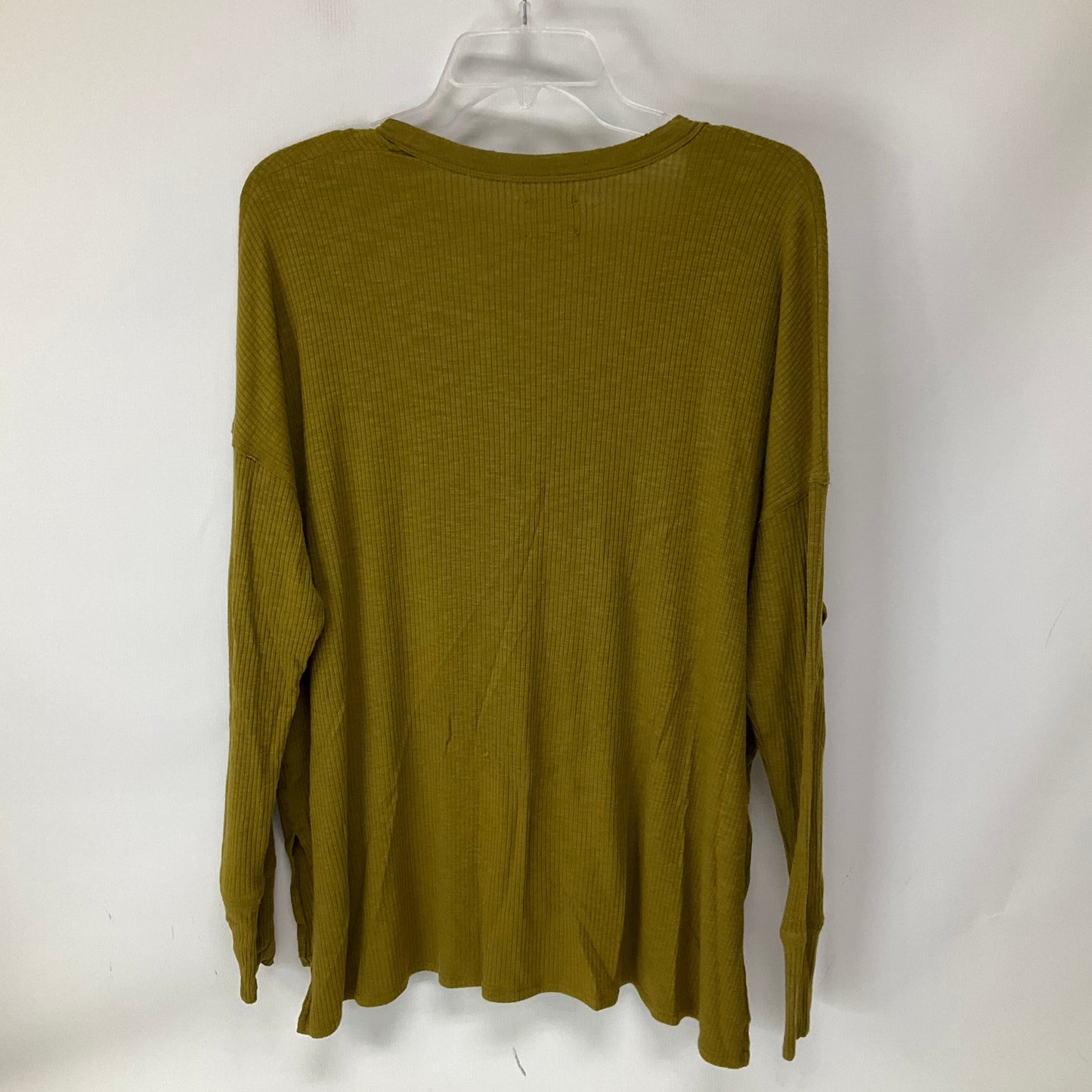 Top Long Sleeve By Aerie In Olive, Size: M