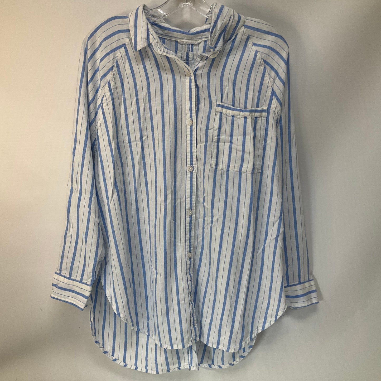 Top Long Sleeve By Aerie In Striped Pattern, Size: M