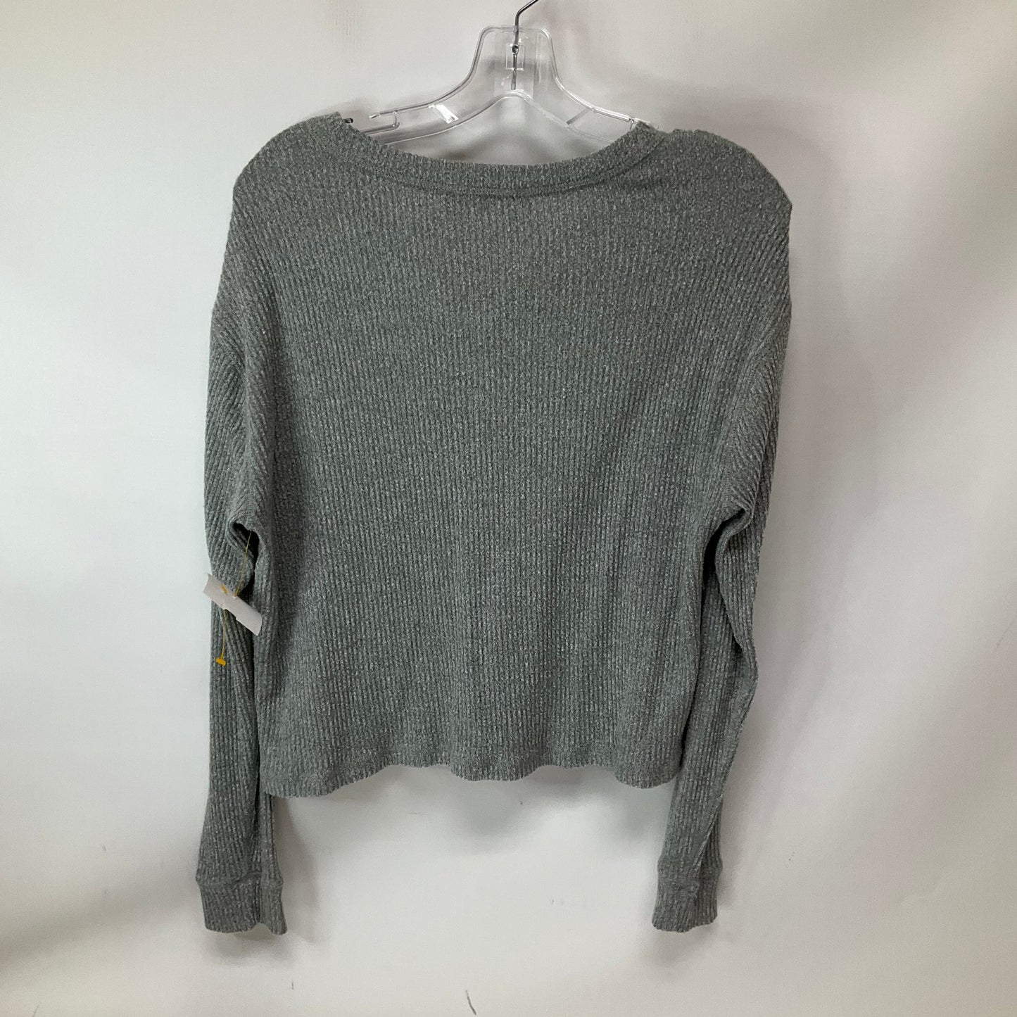 Top Long Sleeve By Abercrombie And Fitch In Grey, Size: M