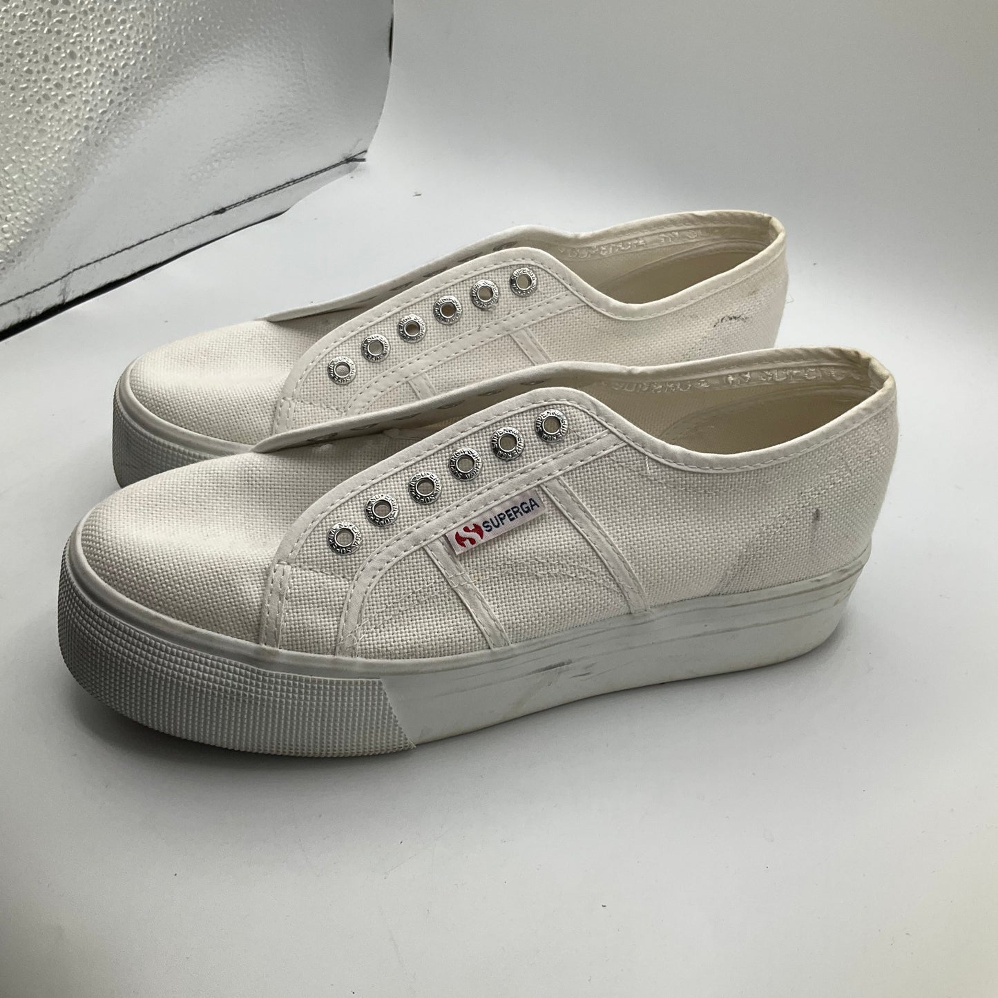 Shoes Sneakers By Superga In White, Size: 9