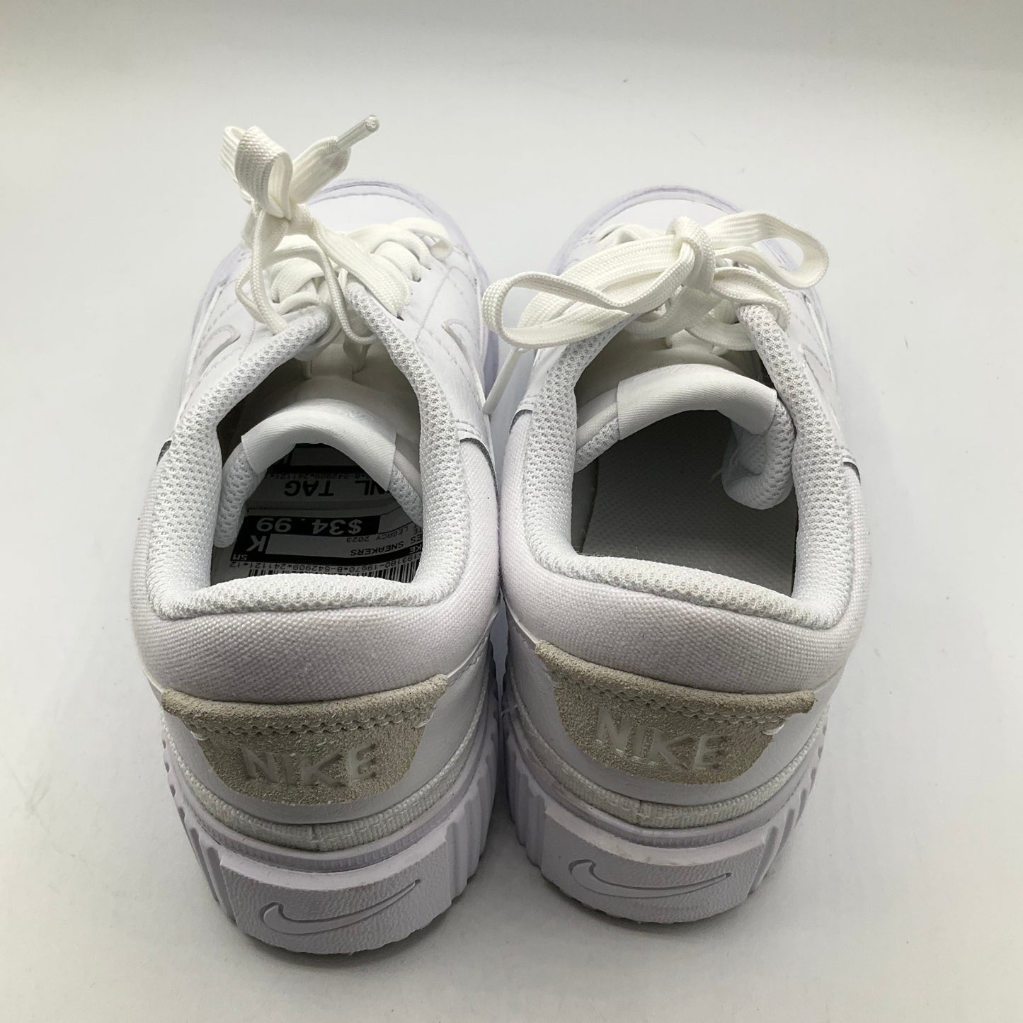 Shoes Sneakers By Nike In White, Size: 6