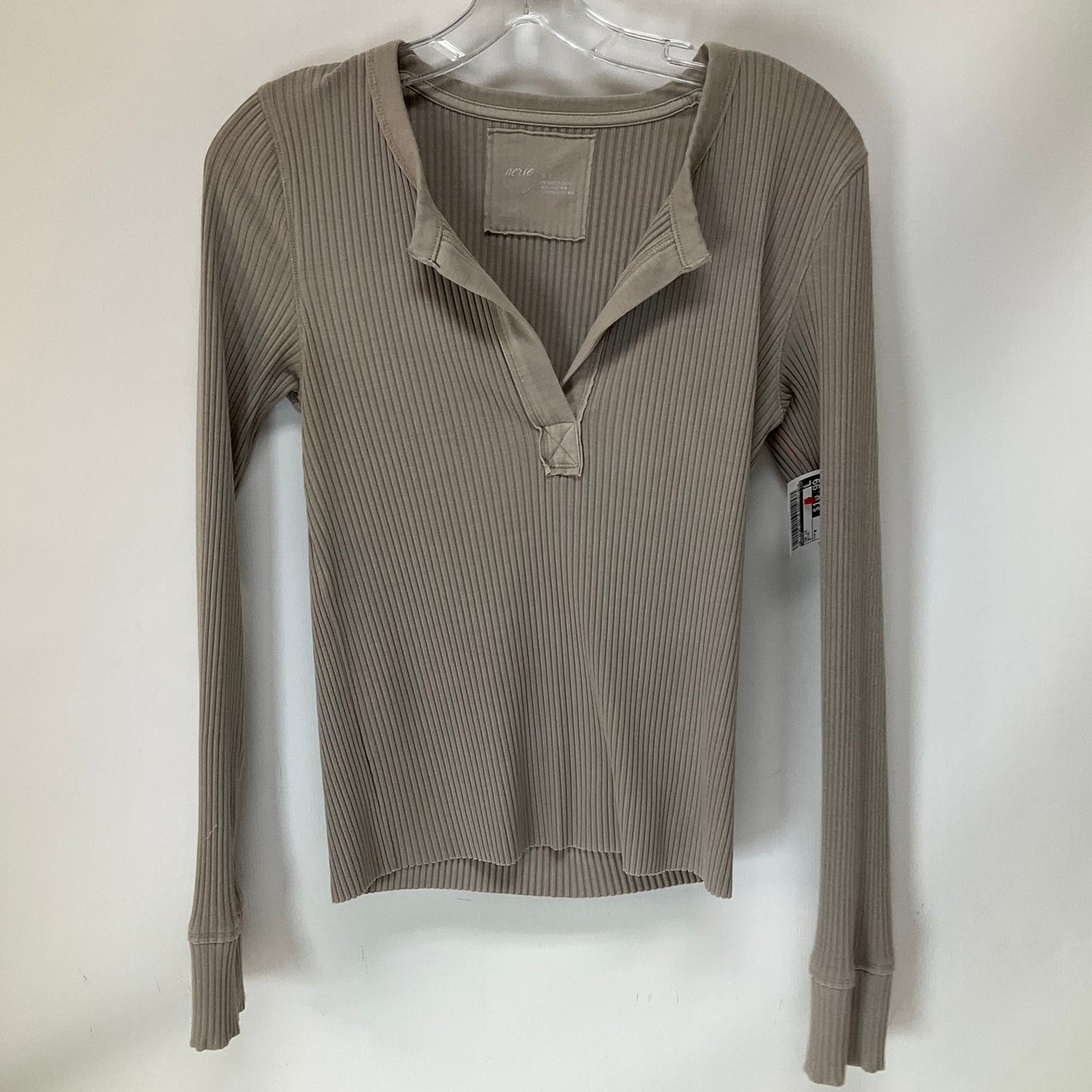 Top Long Sleeve By Aerie In Beige, Size: M