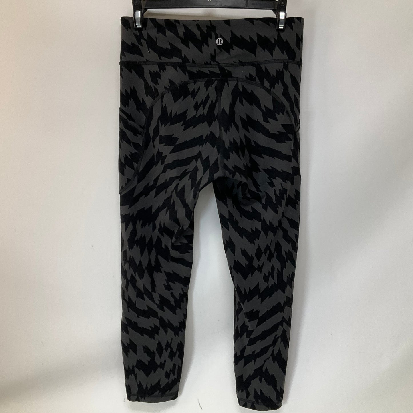 Athletic Leggings By Lululemon In Black & Grey, Size: 8