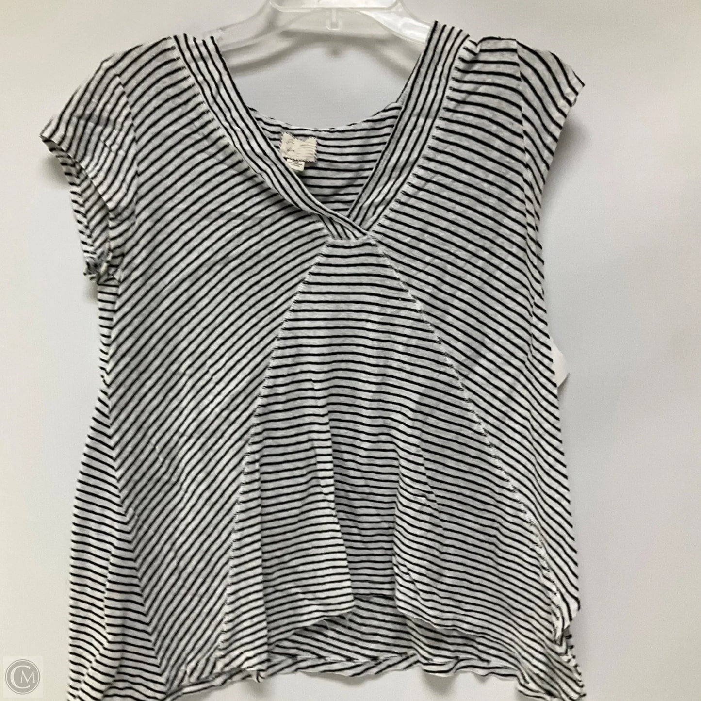 Top Short Sleeve By Anthropologie In Striped Pattern, Size: L