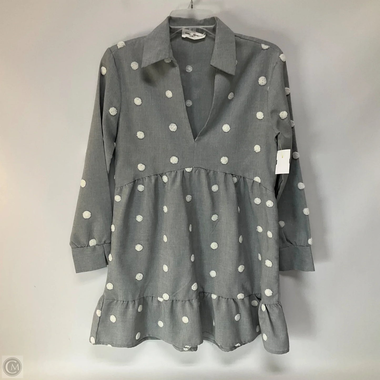 Dress Casual Short By Goodnight Macaroon In Grey & White, Size: S