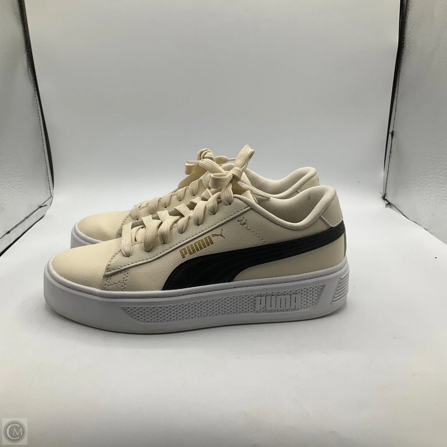 Shoes Sneakers By Puma In Cream, Size: 5