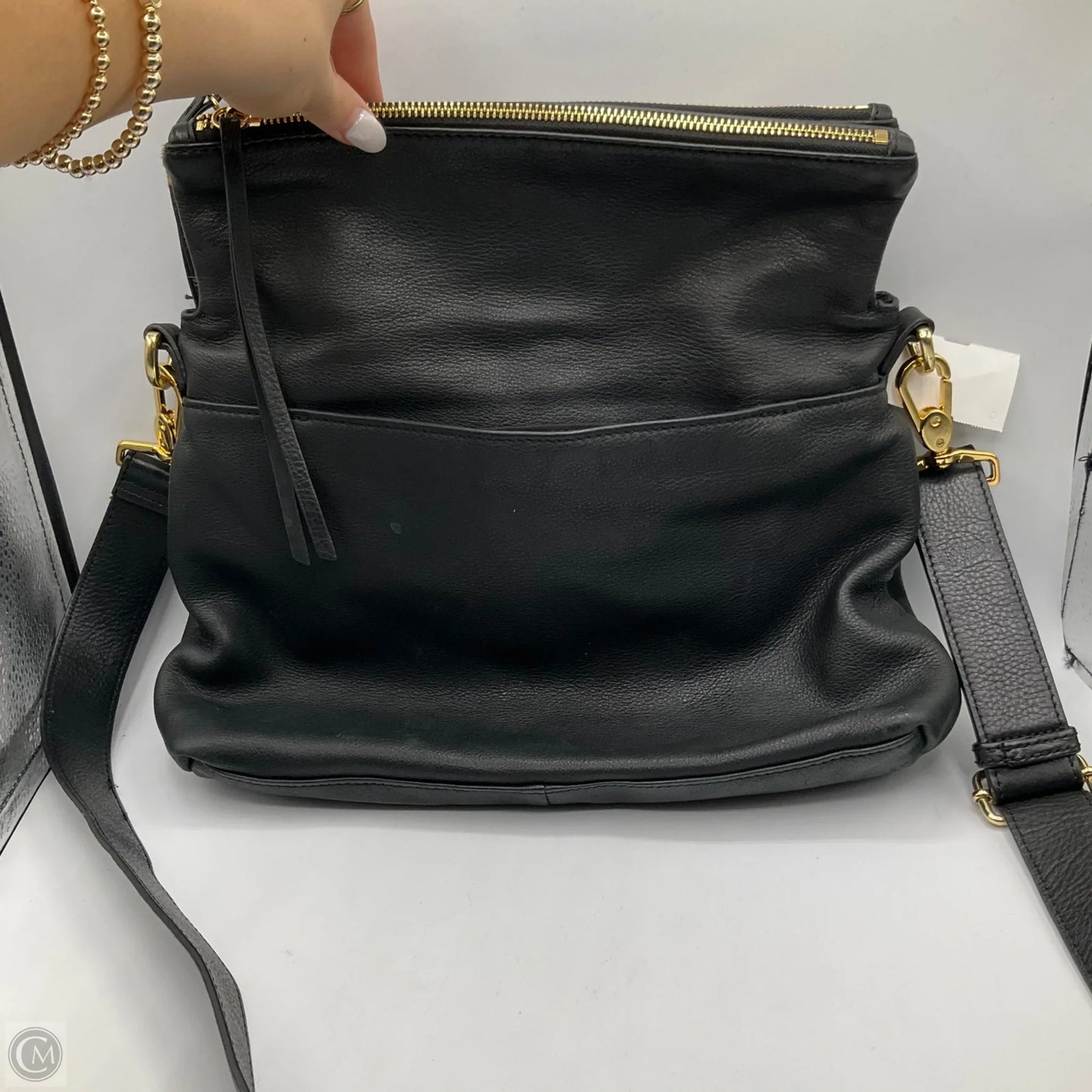 Crossbody By Margot, Size: Medium