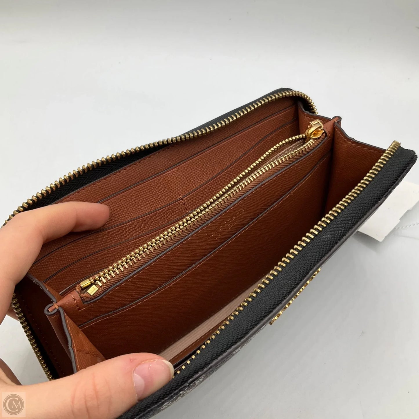 Wallet Designer By Kate Spade, Size: Medium