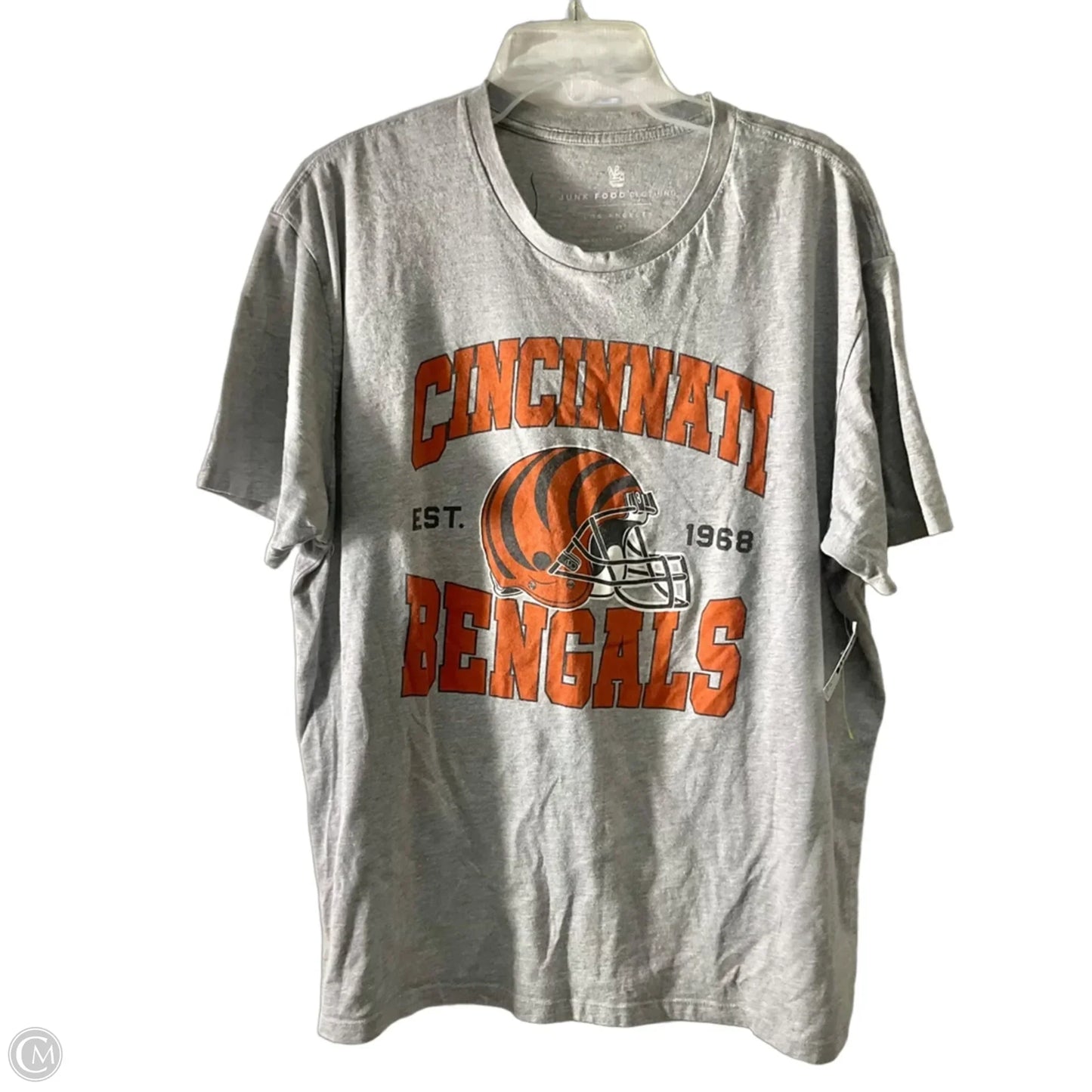 Athletic Top Short Sleeve By Junk Food In Grey & Orange, Size: Xl