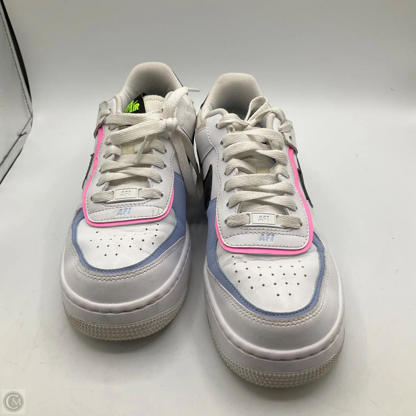 Shoes Sneakers By Nike In White, Size: 8