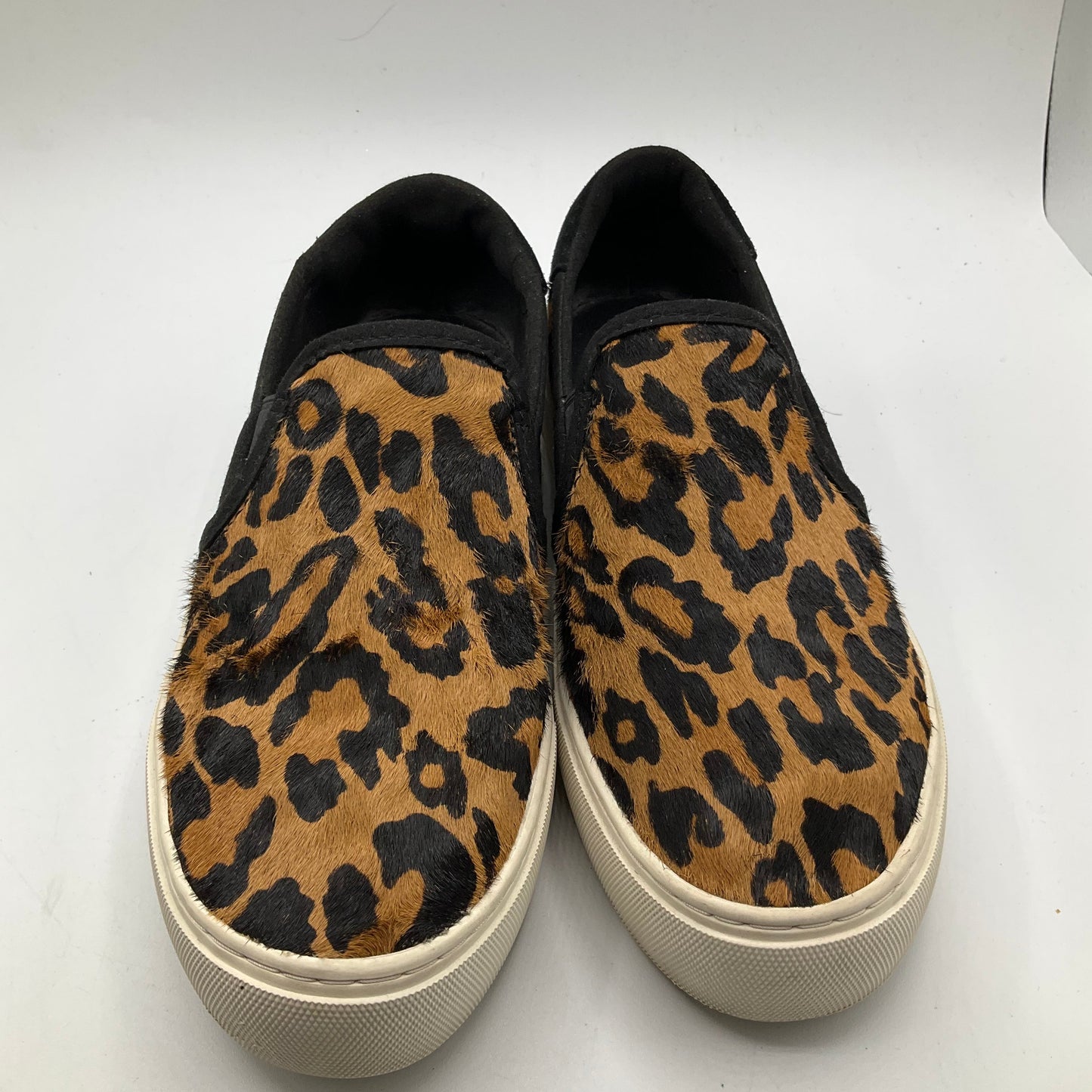 Shoes Sneakers By Ugg In Leopard Print, Size: 6.5