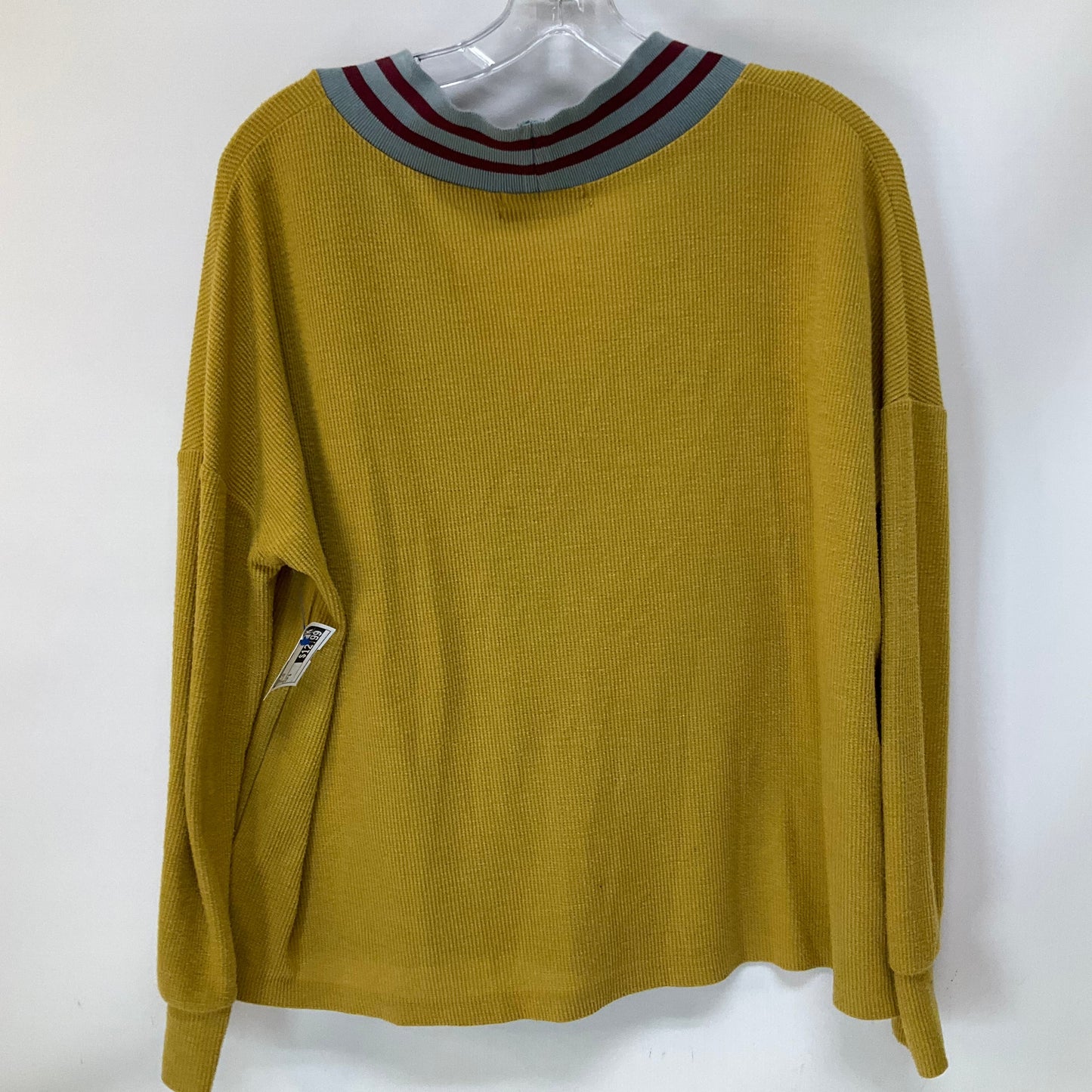 Top Long Sleeve By Urban Outfitters In Yellow, Size: S