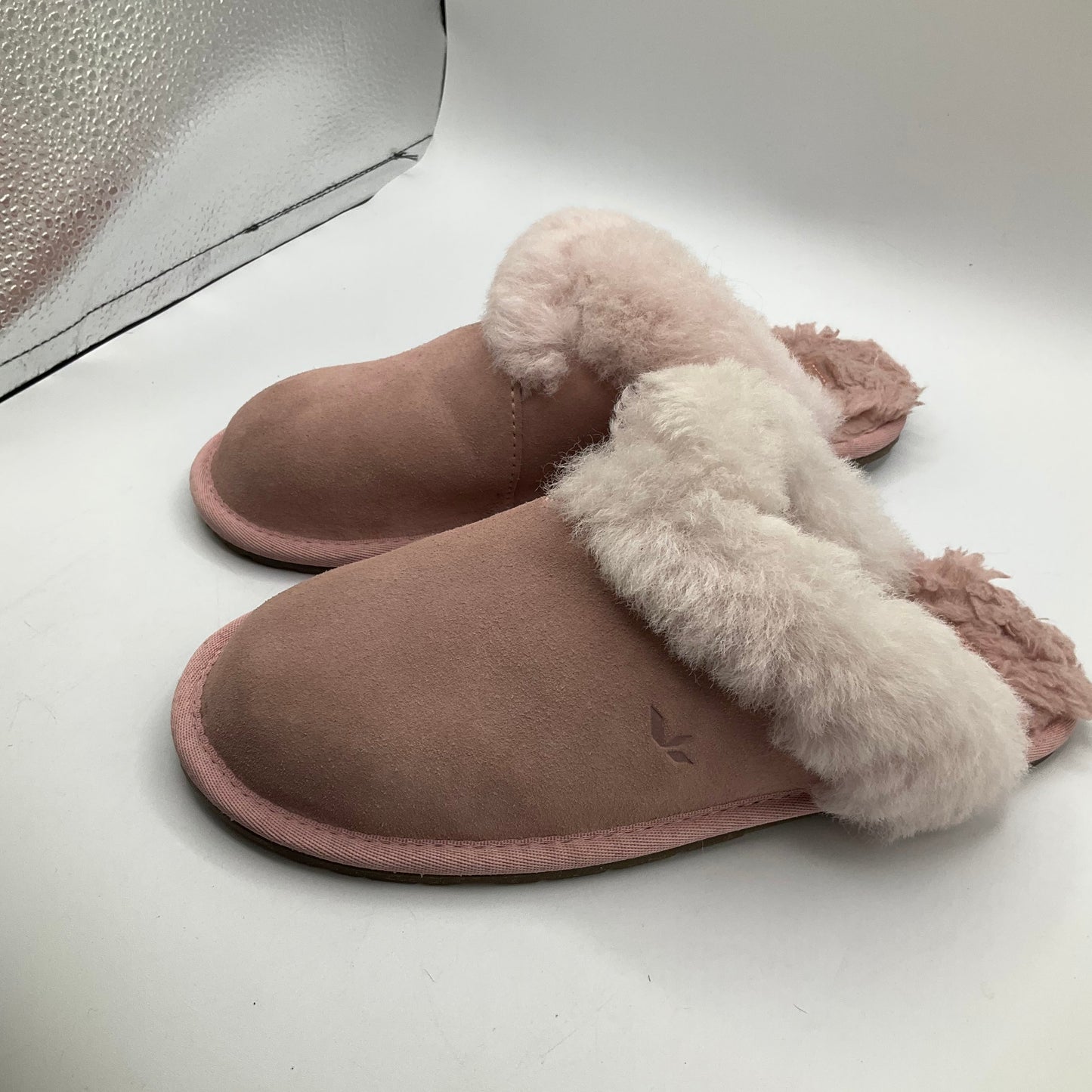 Slippers By Koolaburra By Ugg In Pink