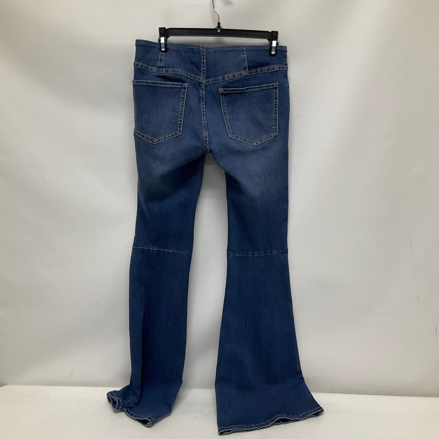Jeans Flared By We The Free  Size: 4