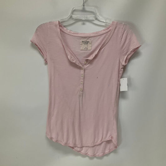 Top Short Sleeve By Abercrombie And Fitch  Size: Xs