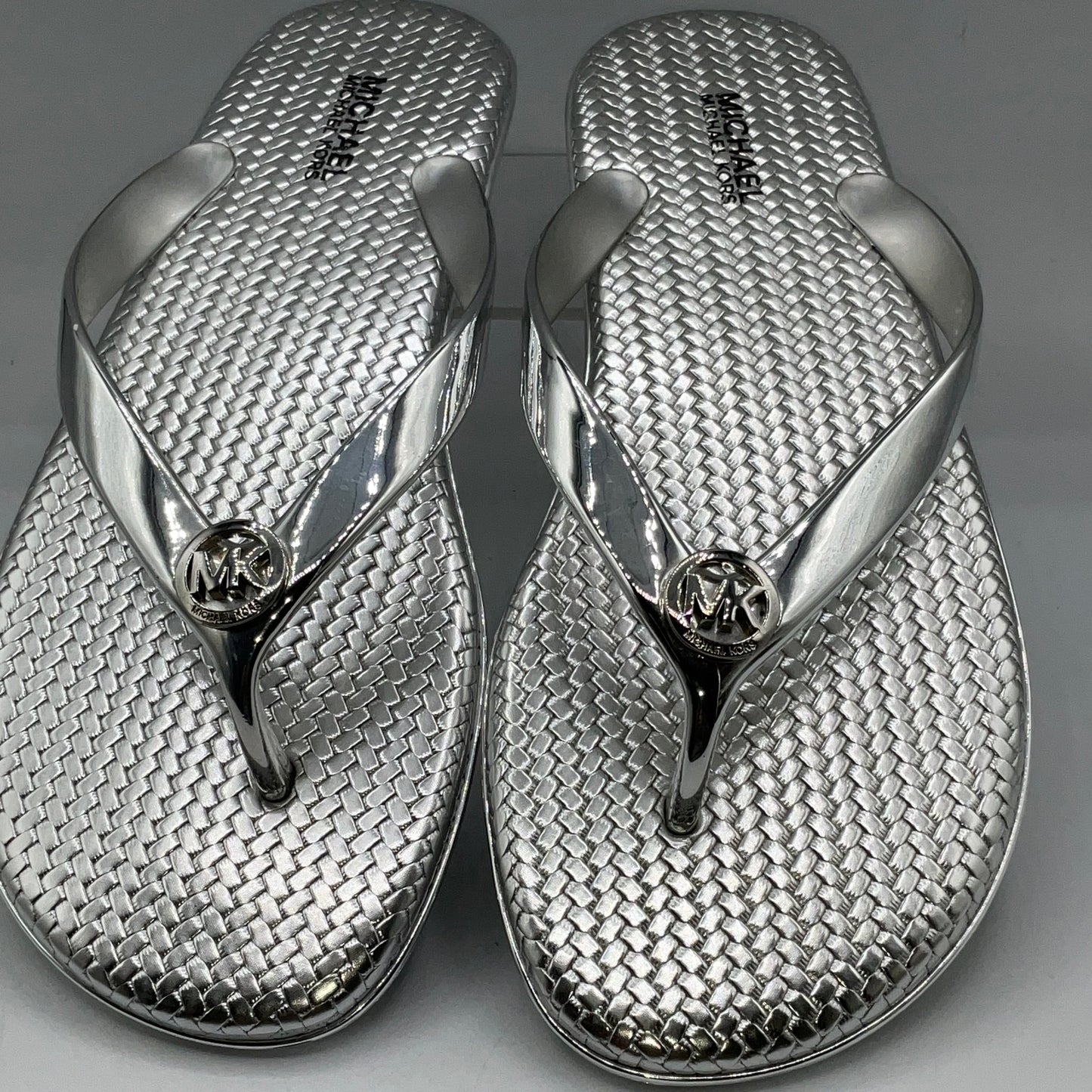 Silver Sandals Flip Flops Michael By Michael Kors, Size 7