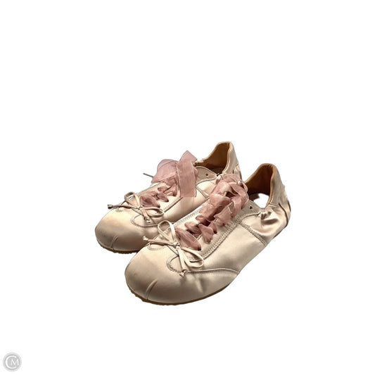 Shoes Sneakers By Clothes Mentor In Pink, Size: 8
