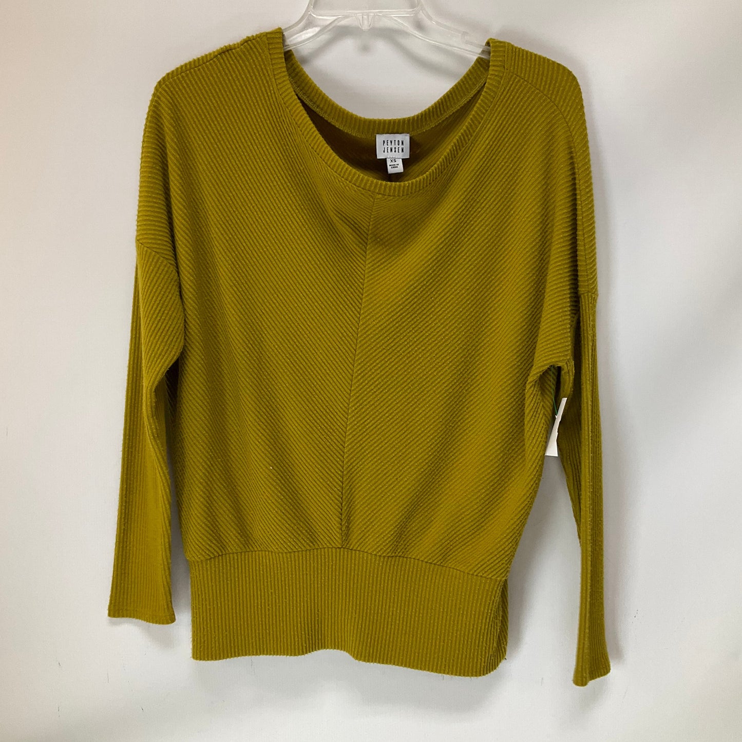 Top Long Sleeve By Peyton Jensen In Green, Size: Xs