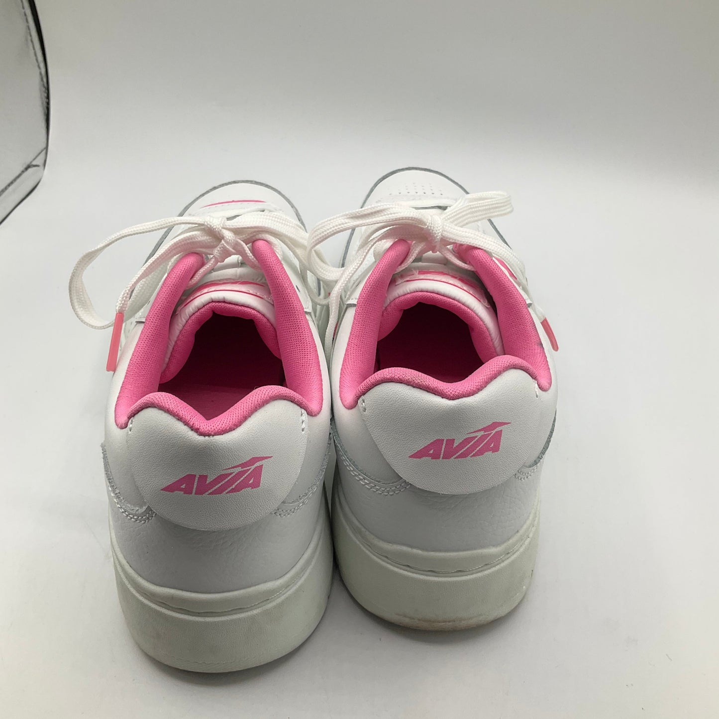 Shoes Sneakers By Avia  Size: 8