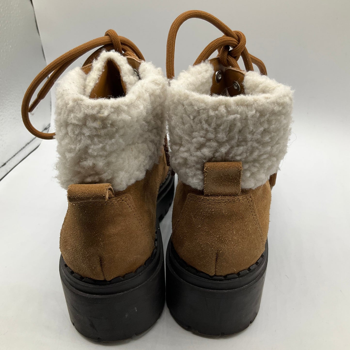 Boots Snow By Marc Fisher In Tan, Size: 7.5