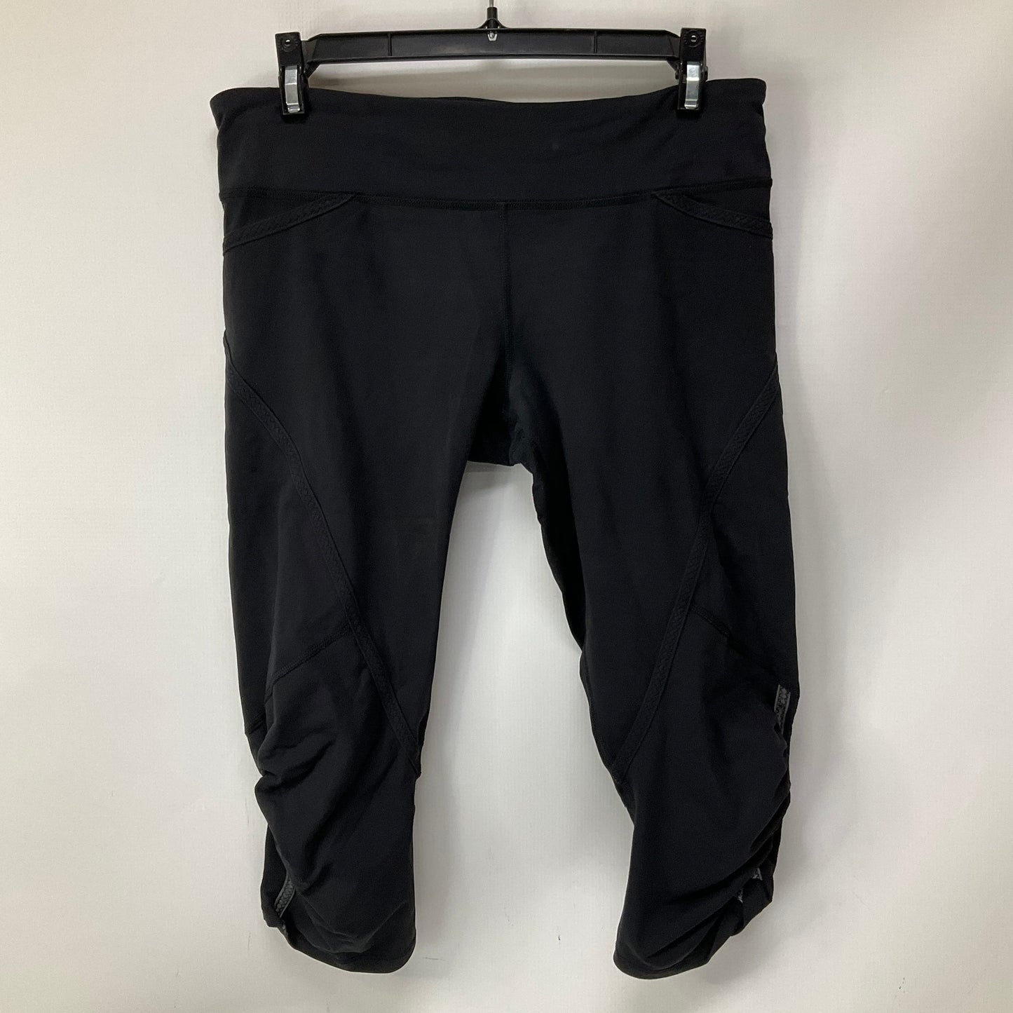 Athletic Capris By Lululemon In Black, Size: 8