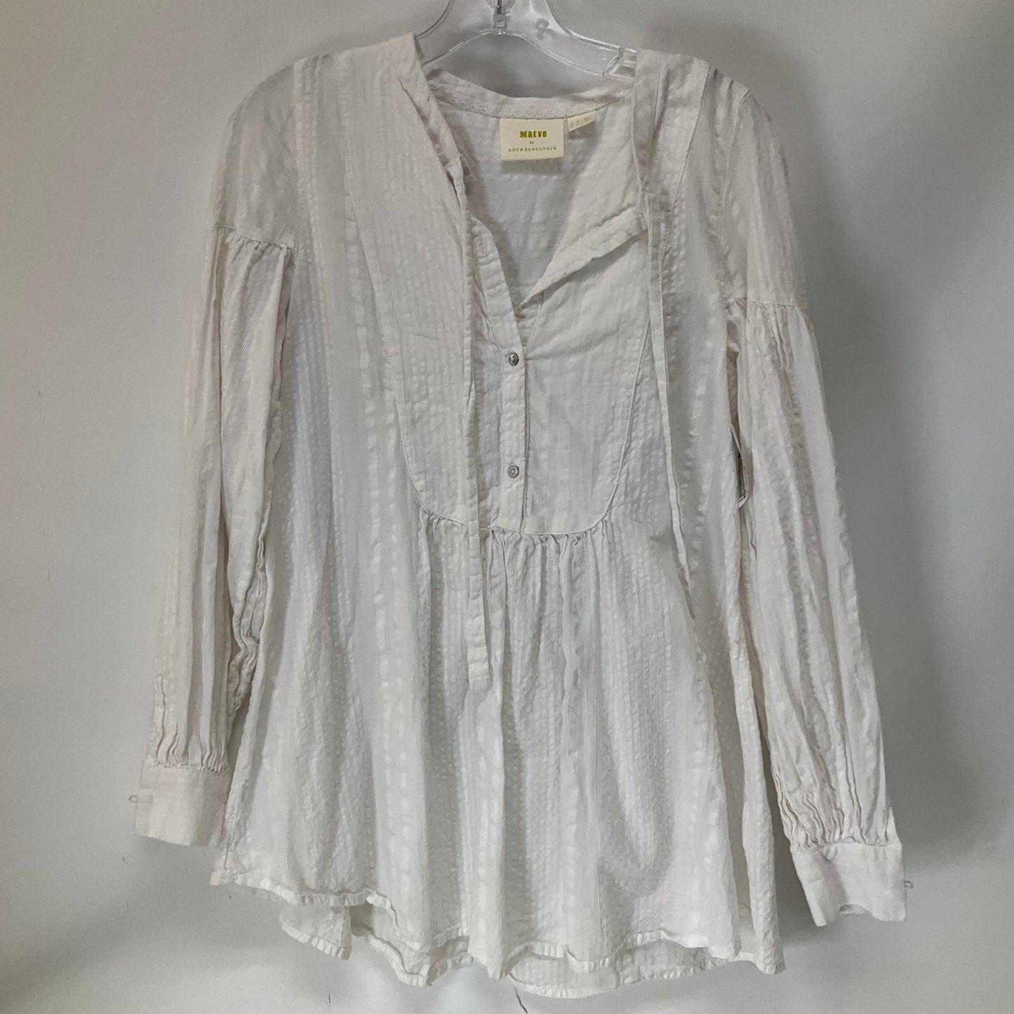 Top Long Sleeve By Anthropologie In White, Size: M