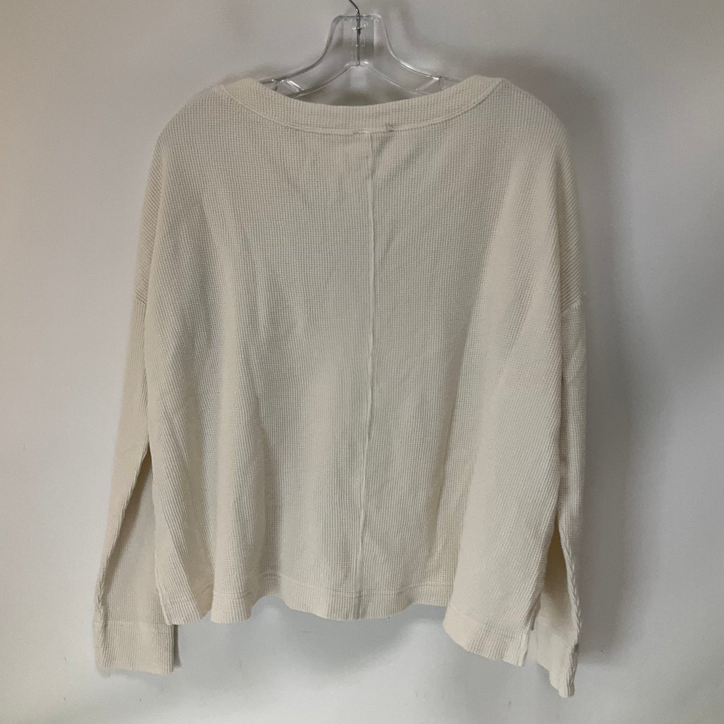 Top Long Sleeve By Pilcro In Cream, Size: M