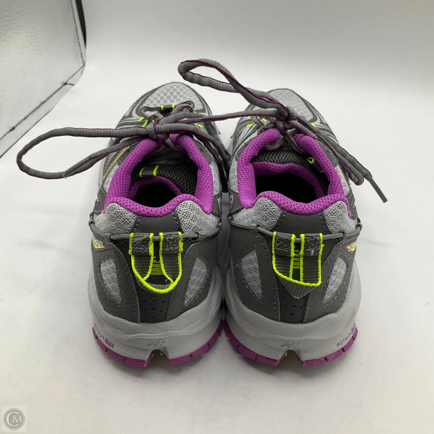 Shoes Athletic By New Balance In Grey, Size: 9