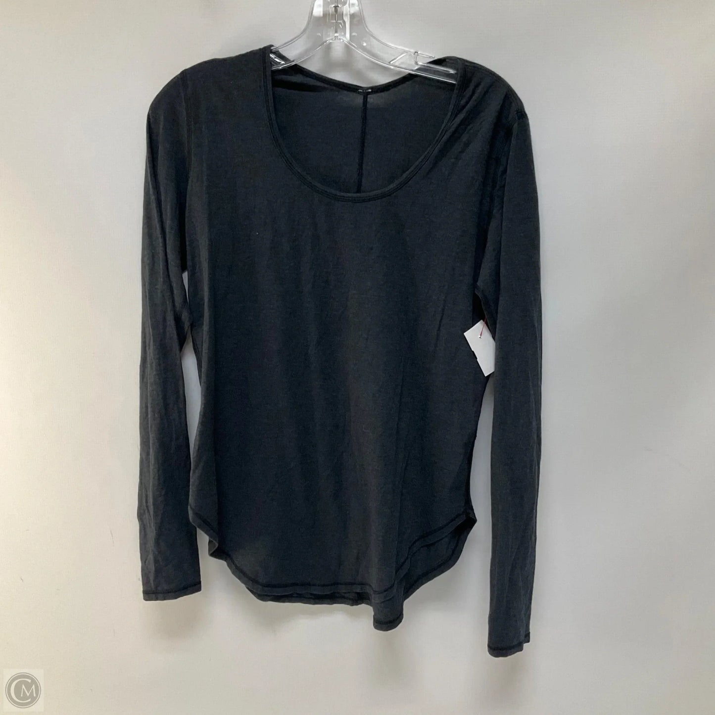 Athletic Top Long Sleeve Collar By Lululemon In Grey, Size: 8