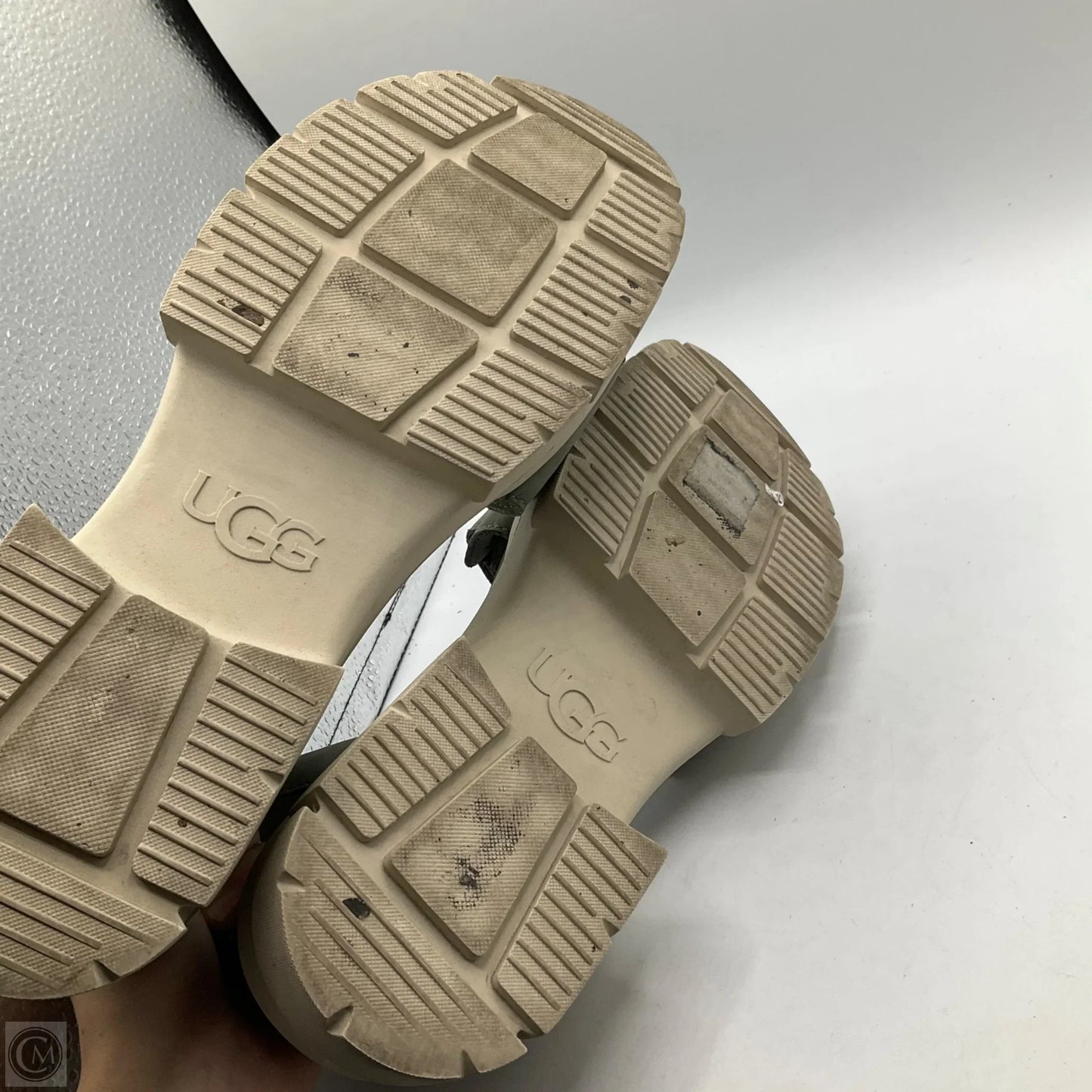 Sandals Designer By Ugg In Green, Size: 9