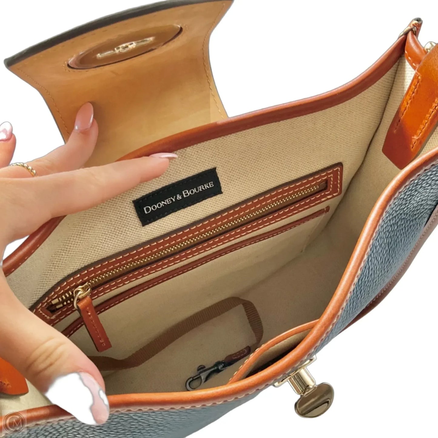 Handbag Designer By Dooney And Bourke, Size: Medium